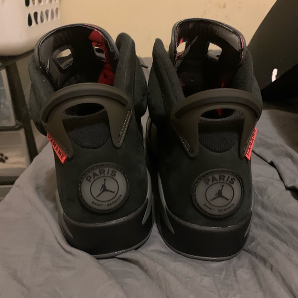 Jordan 4s Jordan 6s and a pair of 11s main image 6